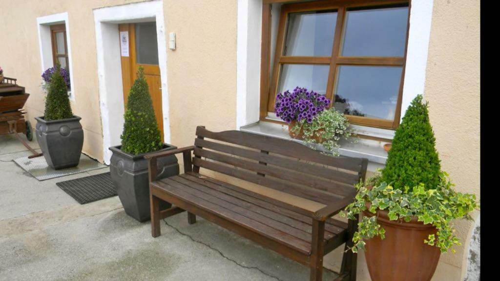 Ferienwohnung Gestüt Tiefenhof Nittenau Exterior foto